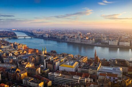 Budapeşte Viyana Hallstatt Prag Turu (BUDAPEŞTE-PRAG) Pegasus Havayolları