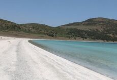 Lavanta Tarlaları Salda Gölü Pamukkale Çeşme Alaçatı Turu (1 Gece Otel Konaklamalı)