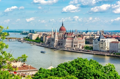 Prag Viyana Hallstatt Budapeşte Turu KIŞ (PRAG-BUDAPEŞTE) Pegasus Havayolları